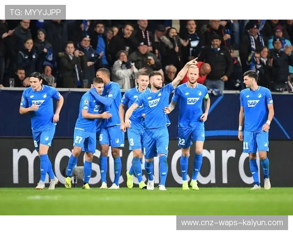 热刺中路渗透极具威胁，库卢切夫斯基射门偏出