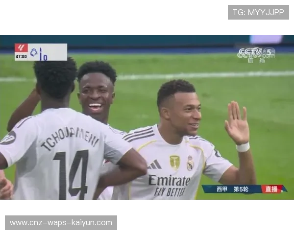 维尼修斯外脚背传中助攻队友破门